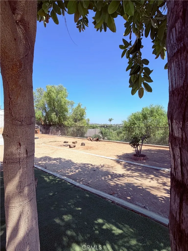 5855 Bolivar Riverside, CA 92505