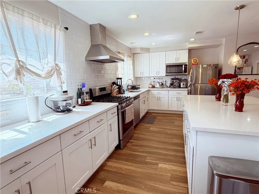 5855 Bolivar Riverside, CA 92505