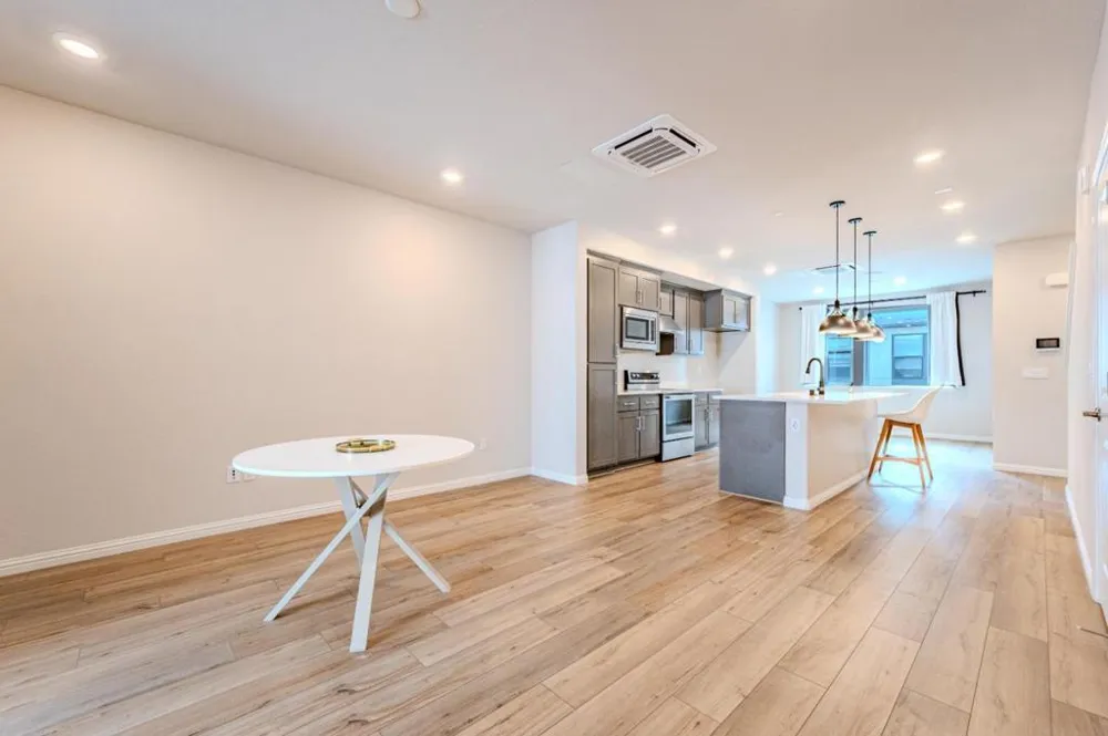 290 Waters Park Circle San Mateo, CA 94403