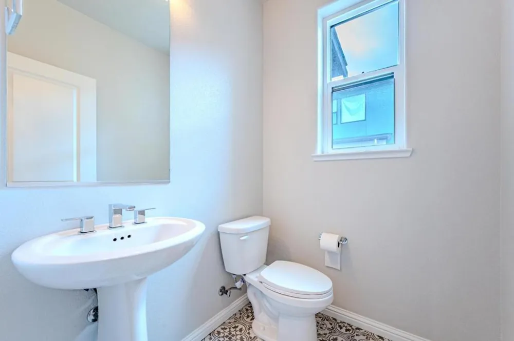 290 Waters Park Circle San Mateo, CA 94403