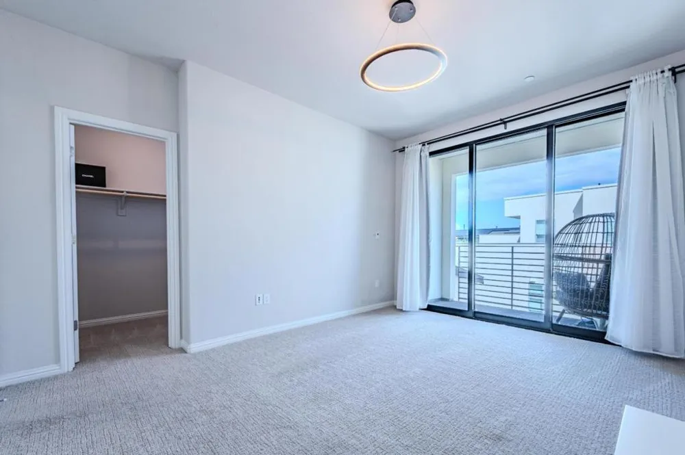 290 Waters Park Circle San Mateo, CA 94403