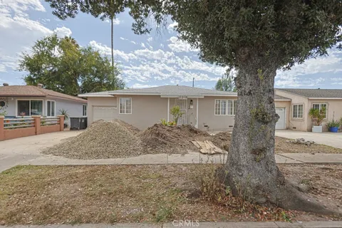 2218 Towner