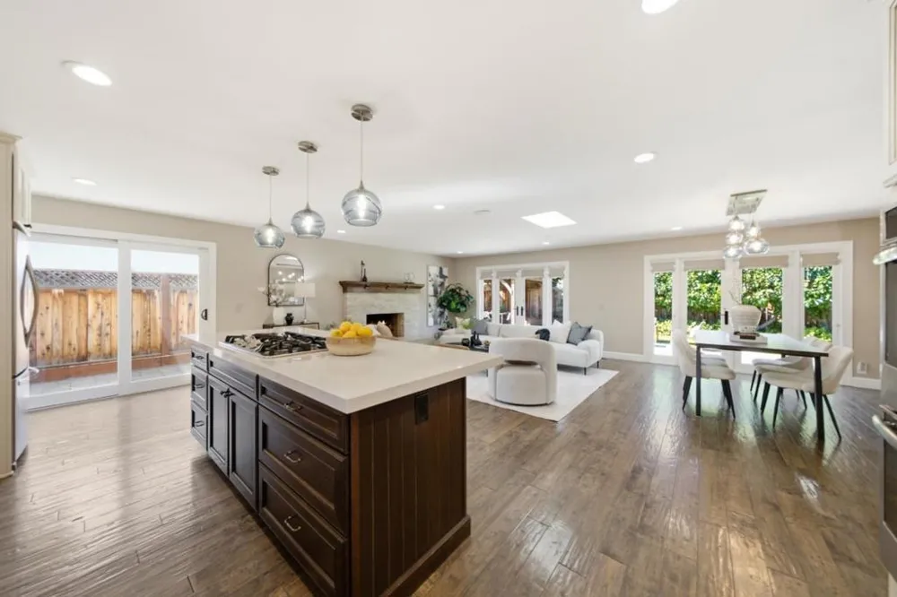 2215 Constitution Drive San Jose, CA 95124