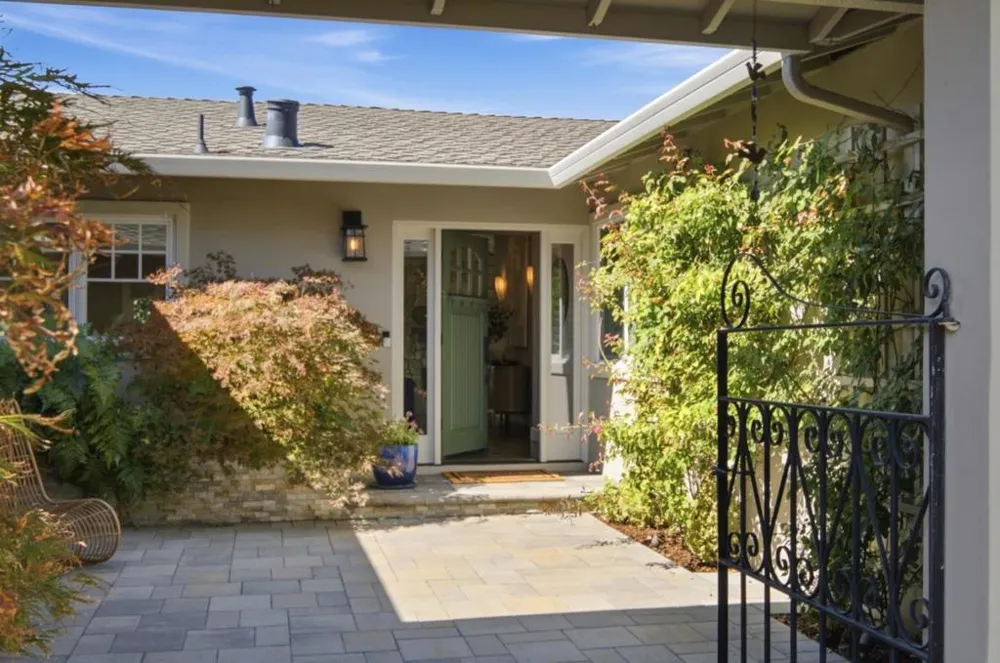 2215 Constitution Drive San Jose, CA 95124