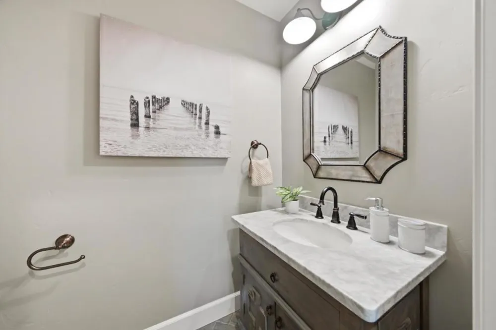 2215 Constitution Drive San Jose, CA 95124