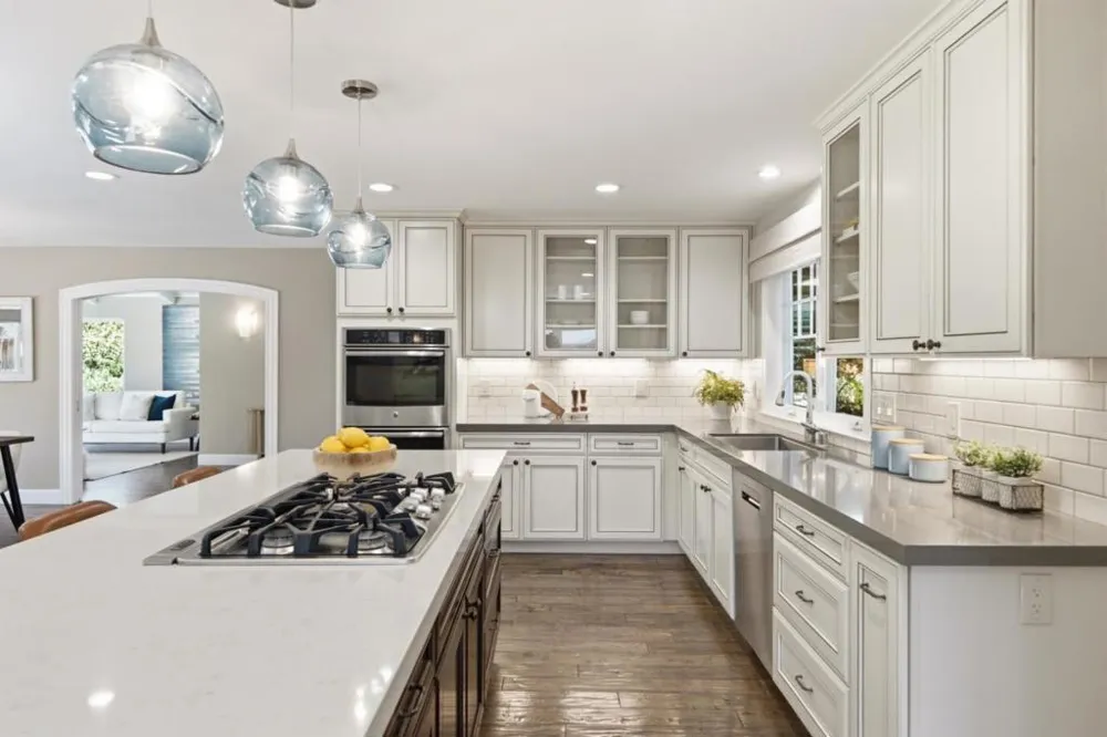 2215 Constitution Drive San Jose, CA 95124