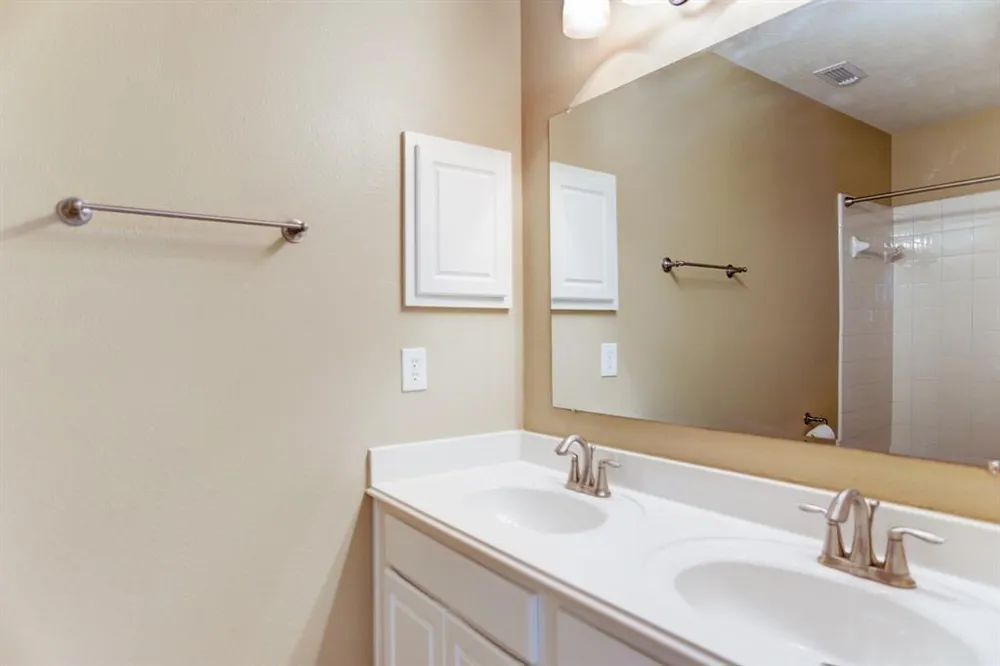 13911 Pepperstone Lane Houston, TX 77044
