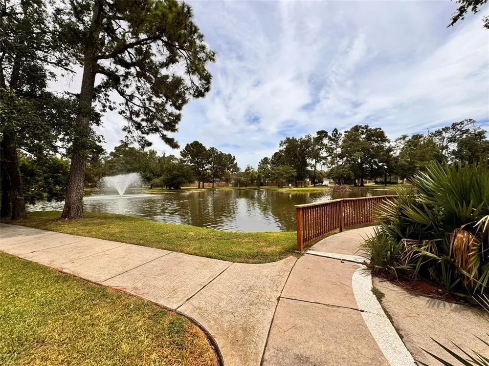 13911 Pepperstone Lane Houston, TX 77044