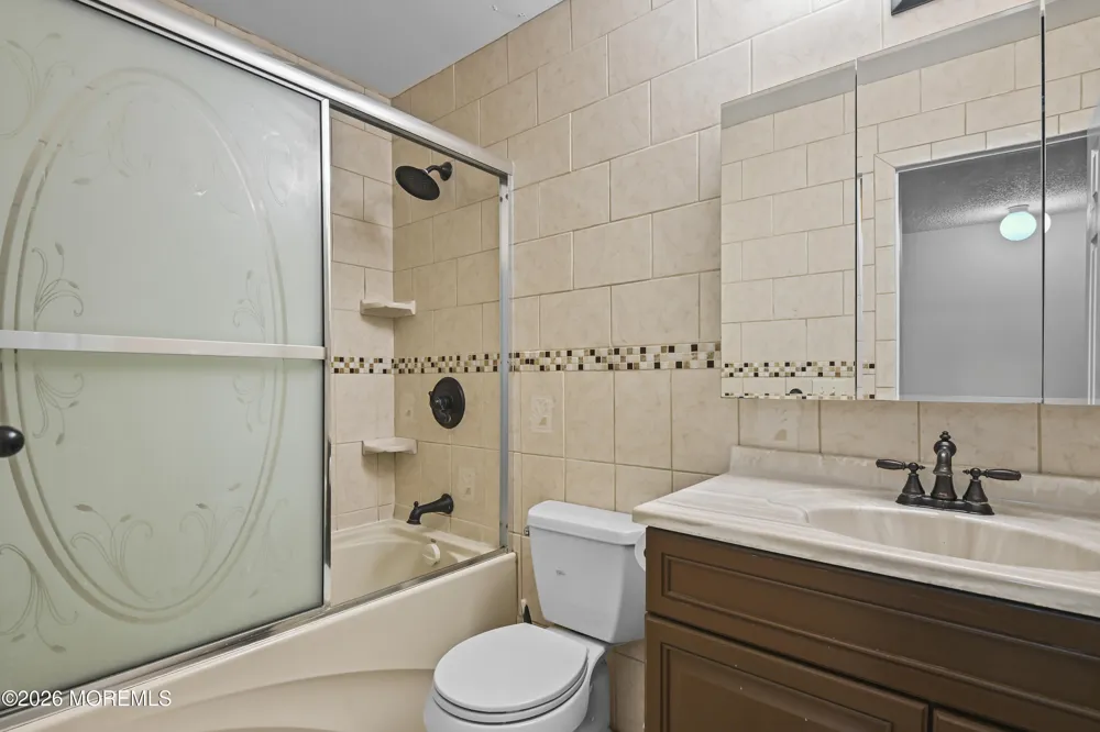 67 Albury Way North Brunswick, NJ 08902