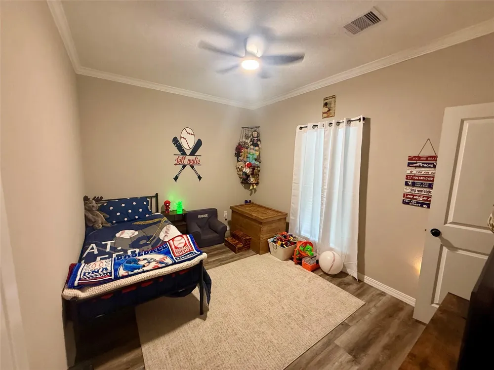 1365 County Road 2224 Cleveland, TX 77327