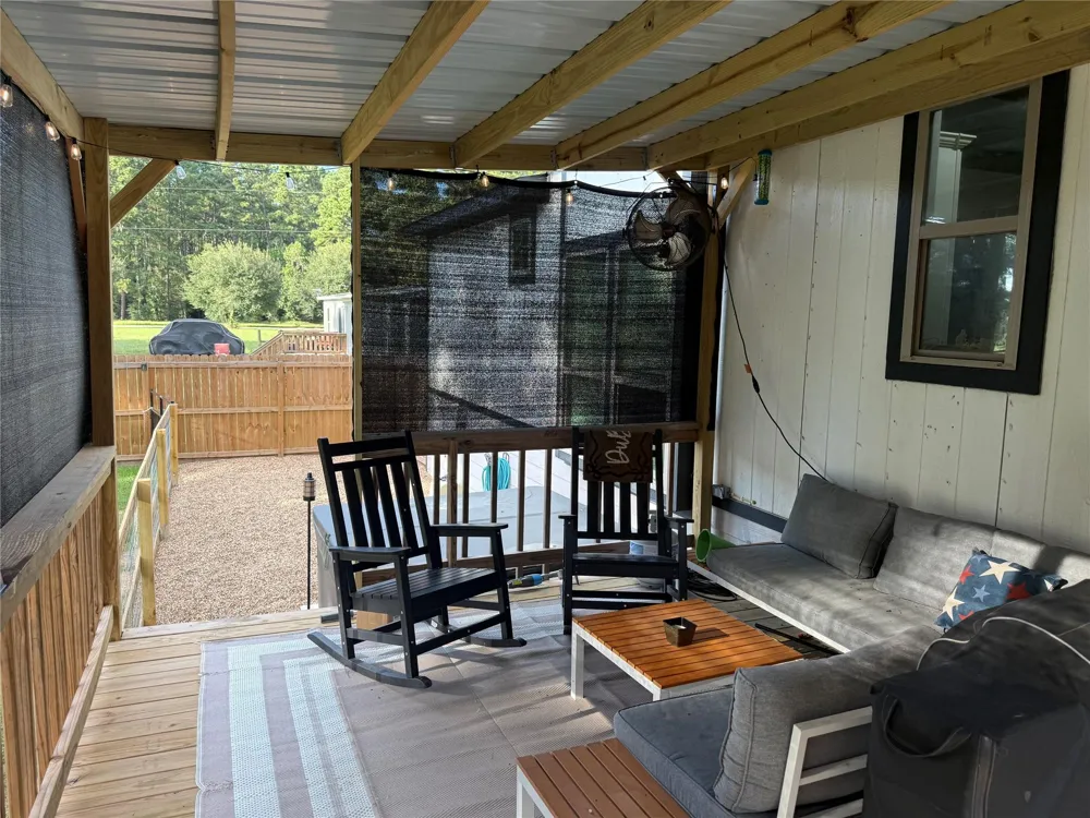 1365 County Road 2224 Cleveland, TX 77327