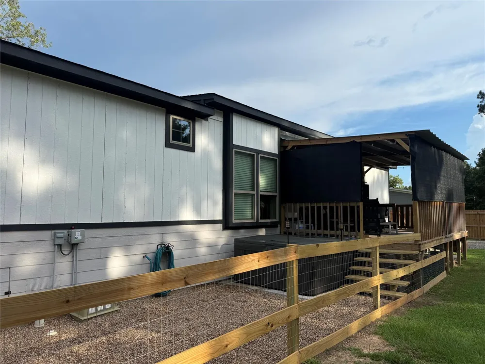 1365 County Road 2224 Cleveland, TX 77327