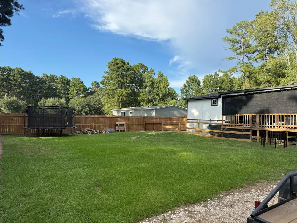 1365 County Road 2224 Cleveland, TX 77327
