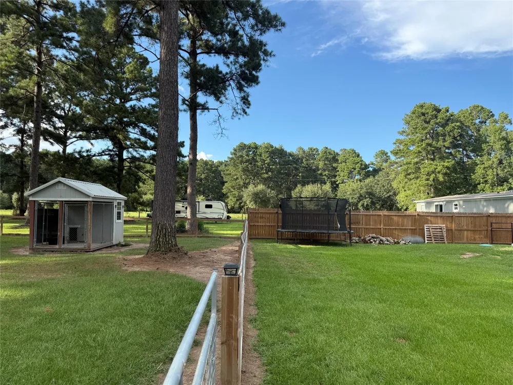 1365 County Road 2224 Cleveland, TX 77327