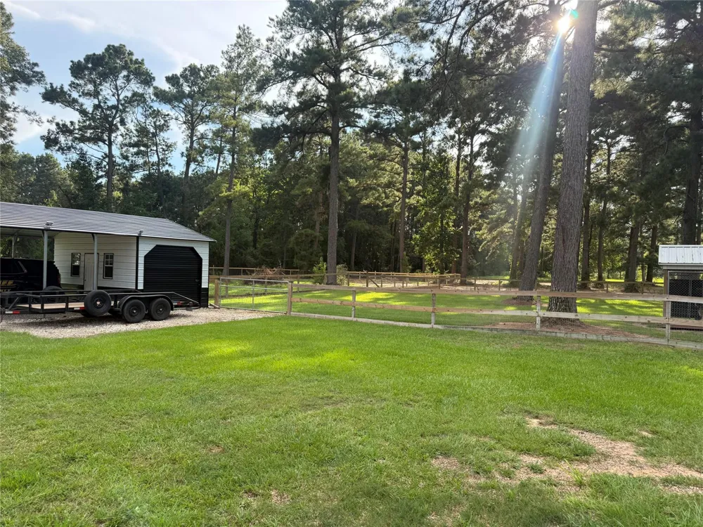 1365 County Road 2224 Cleveland, TX 77327
