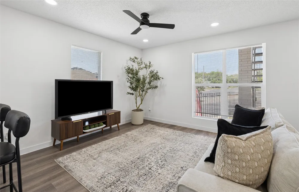5911 Sheridan Ave Ln #C101 Austin, TX 78723