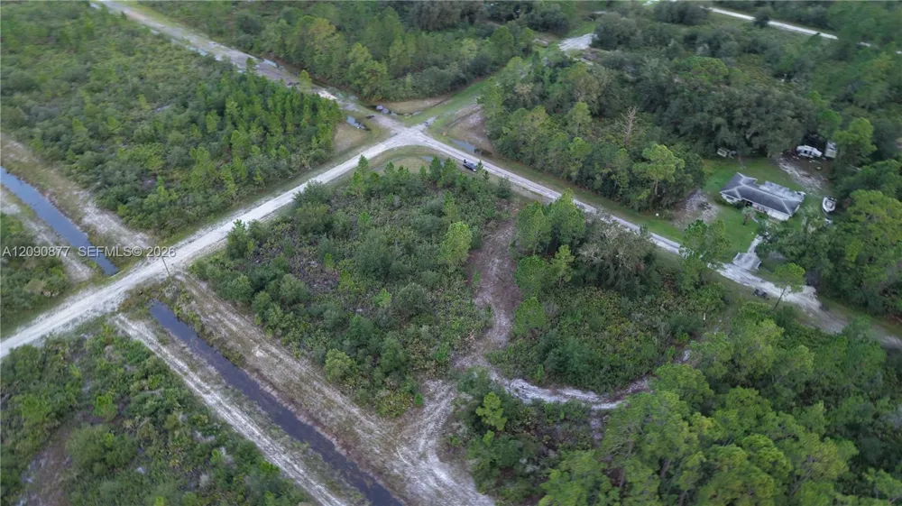 Magnolia Dr Other City - In The State Of Florida, FL 33855