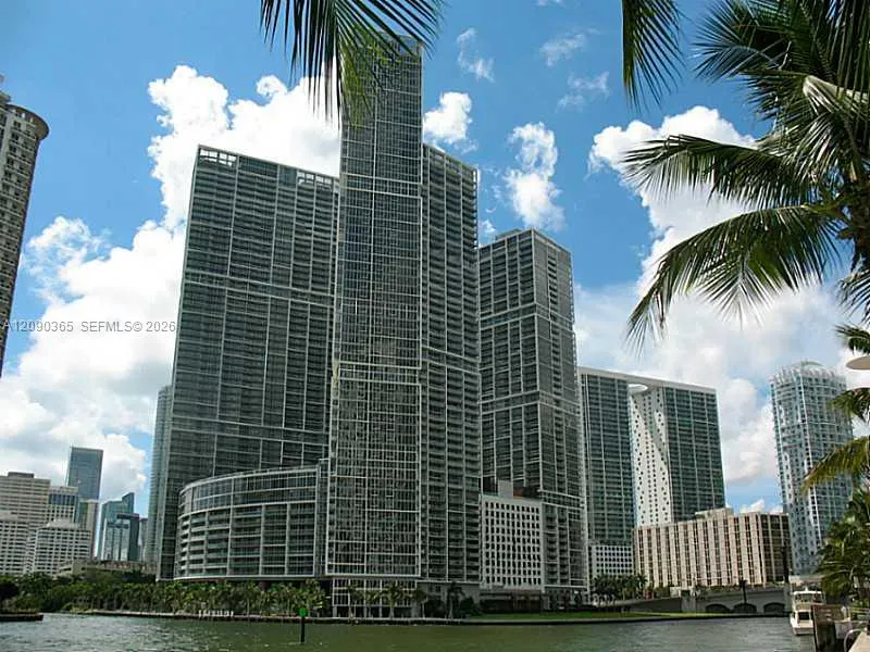 465 Brickell Ave #3002 Miami, FL 33131