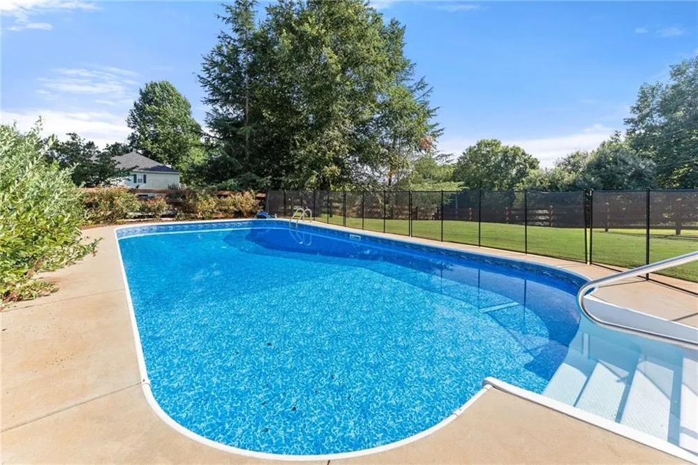 4001 Catawba Ridge Gainesville, GA 30506