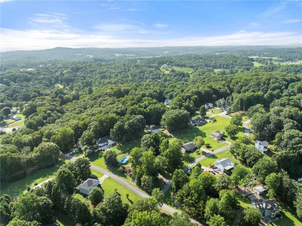 4001 Catawba Ridge Gainesville, GA 30506