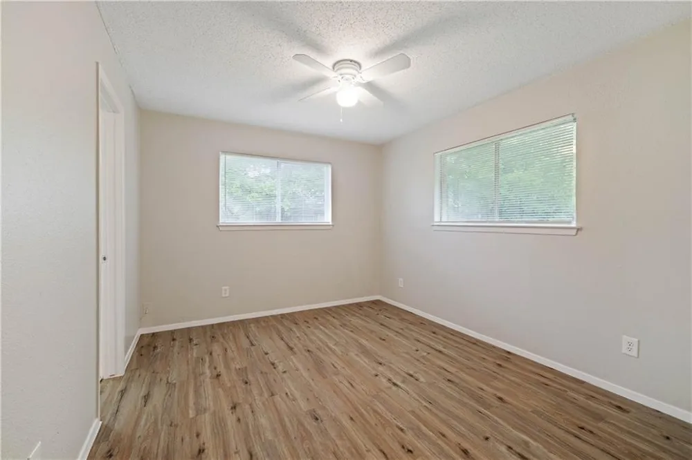 806 Judy Drive #B Georgetown, TX 78628