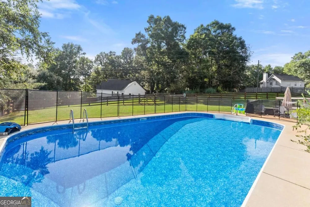 4001 Catawba RDG Gainesville, GA 30506
