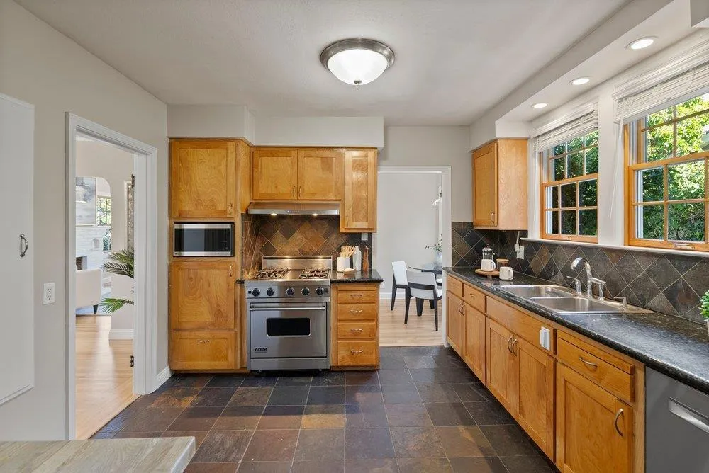 41 Bancroft Road Burlingame, CA 94010