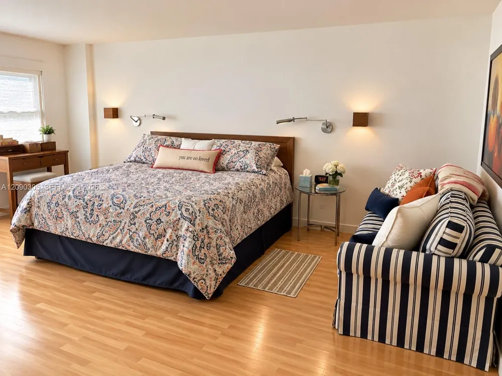 4900 Ocean Blvd #1011 Lauderdale By The Sea, FL 33308
