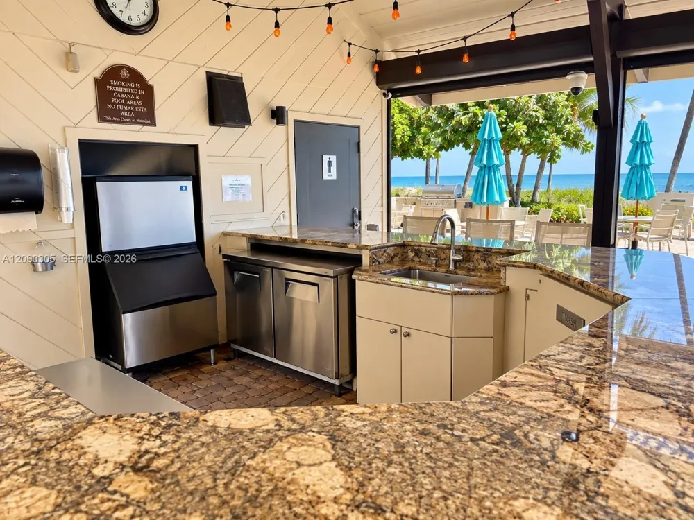 4900 Ocean Blvd #1011 Lauderdale By The Sea, FL 33308