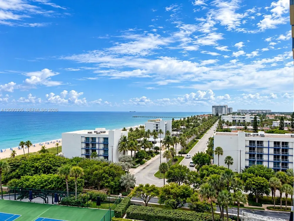 4900 Ocean Blvd #1011 Lauderdale By The Sea, FL 33308