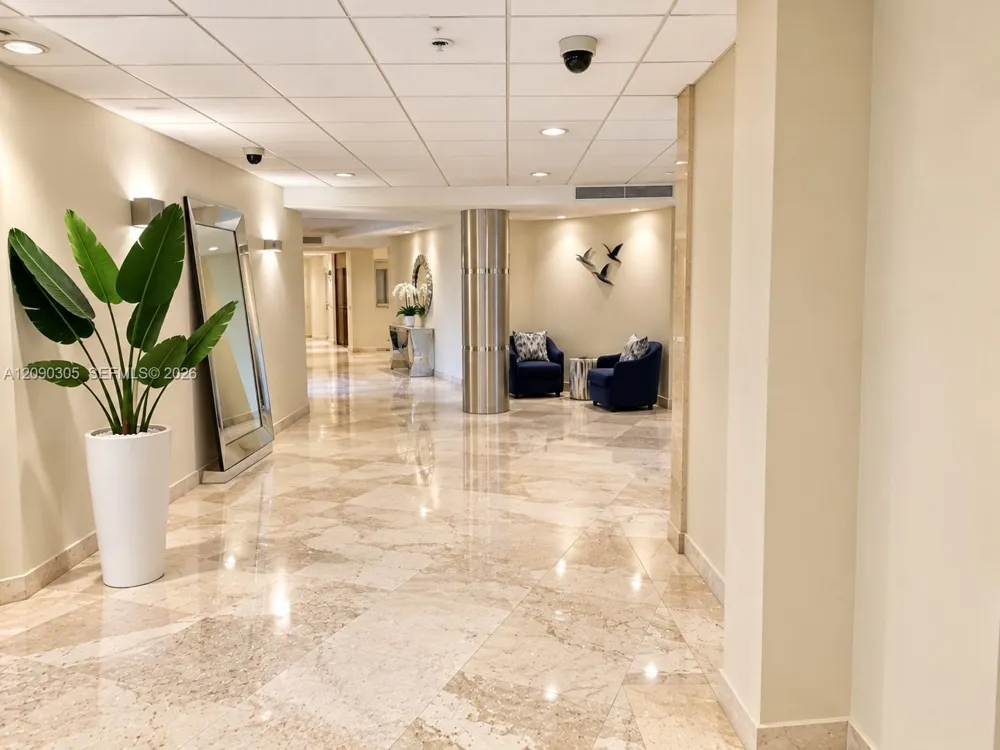 4900 Ocean Blvd #1011 Lauderdale By The Sea, FL 33308