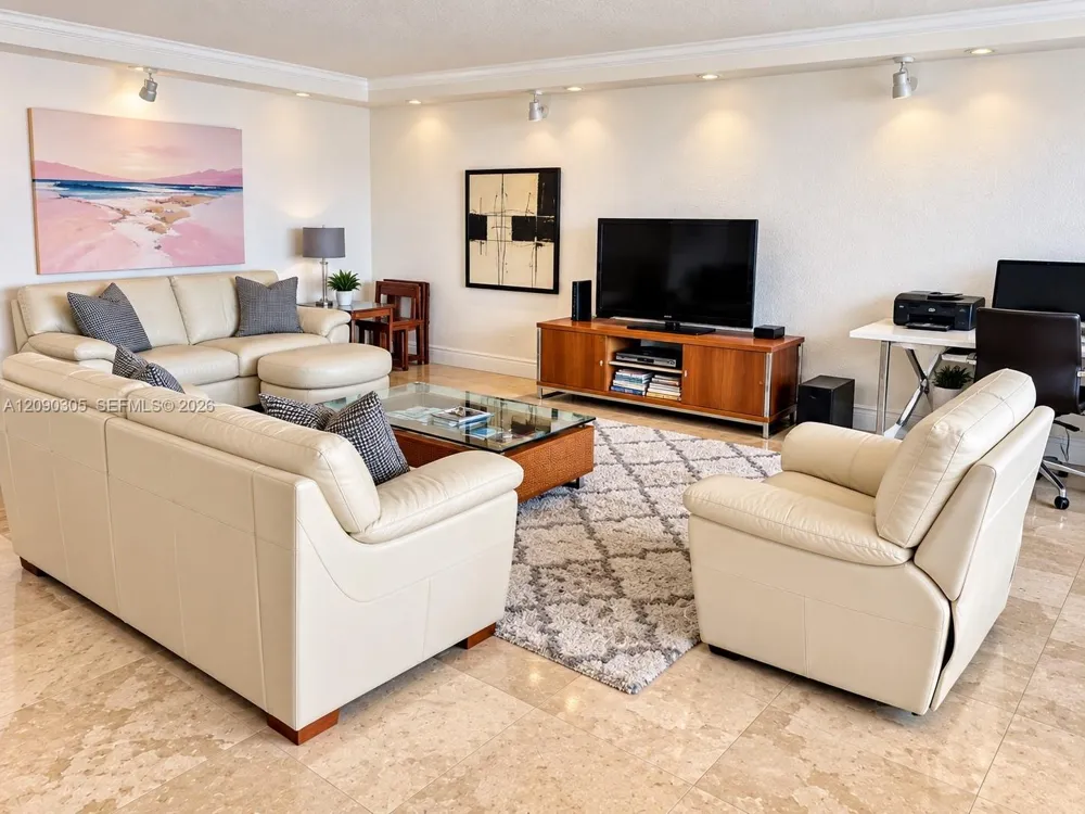 4900 Ocean Blvd #1011 Lauderdale By The Sea, FL 33308