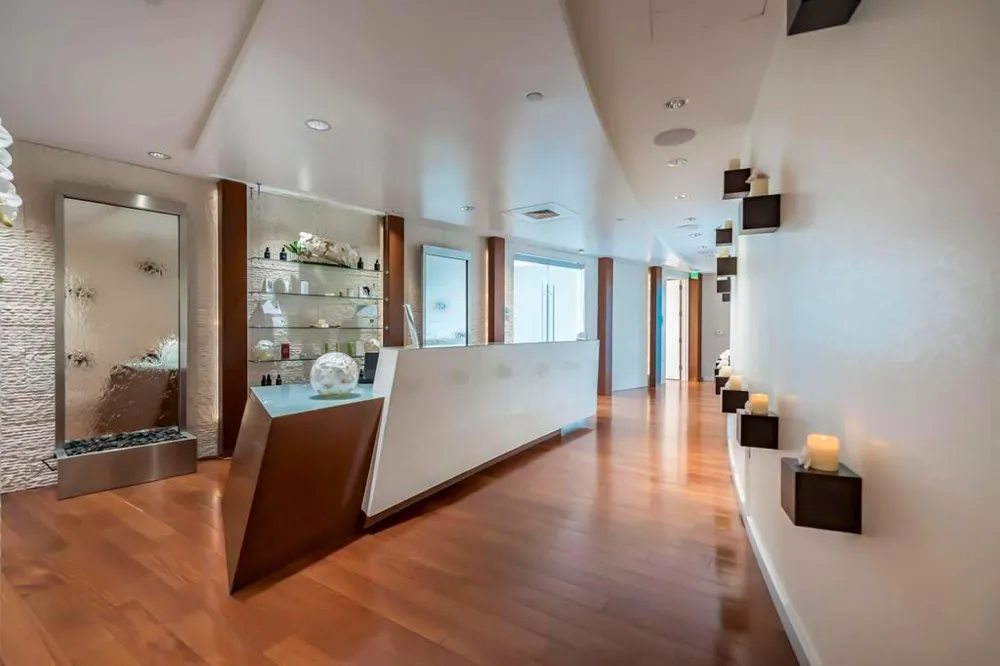 17121 Collins Avenue #2207 Sunny Isles Beach, FL 33160
