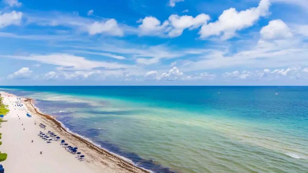 17121 Collins Avenue #2207 Sunny Isles Beach, FL 33160