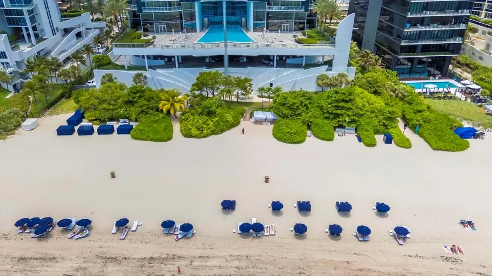 17121 Collins Avenue #2207 Sunny Isles Beach, FL 33160