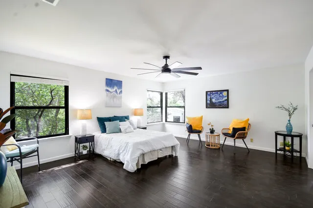6304 WHITEMARSH VALLEY Walk Austin, TX 78746