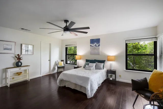6304 WHITEMARSH VALLEY Walk Austin, TX 78746