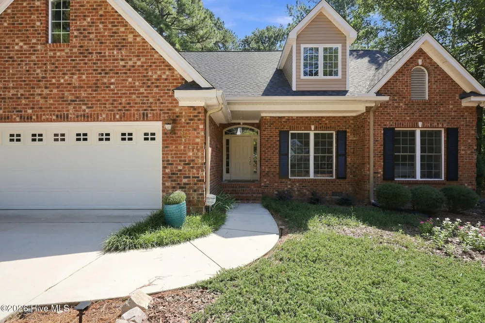 12 Cedar Lane Pinehurst, NC 28374
