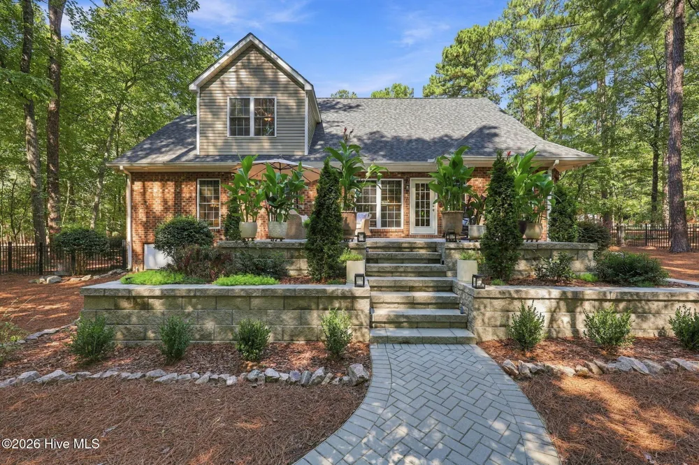 12 Cedar Lane Pinehurst, NC 28374