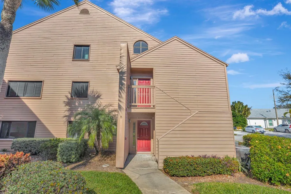 341 WINDRUSH LOOP #341 Tarpon Springs, FL 34689
