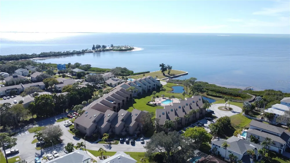 341 WINDRUSH LOOP #341 Tarpon Springs, FL 34689