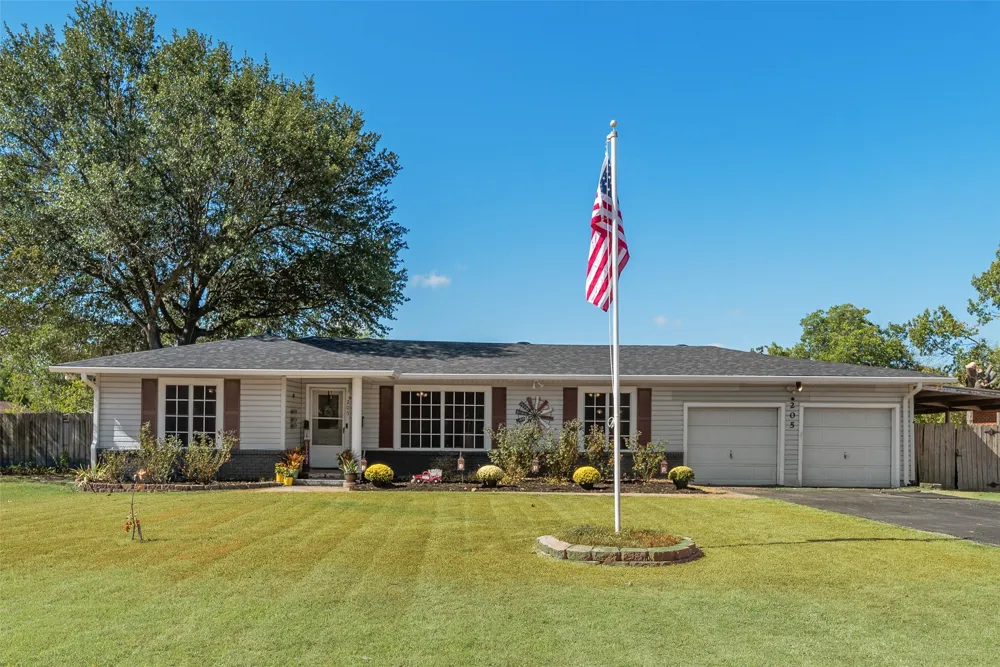 205 Laurel Trail Terrell, TX 75160