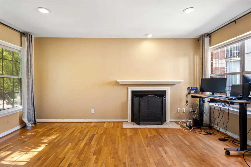 3100 Cole Avenue #206 Dallas, TX 75204
