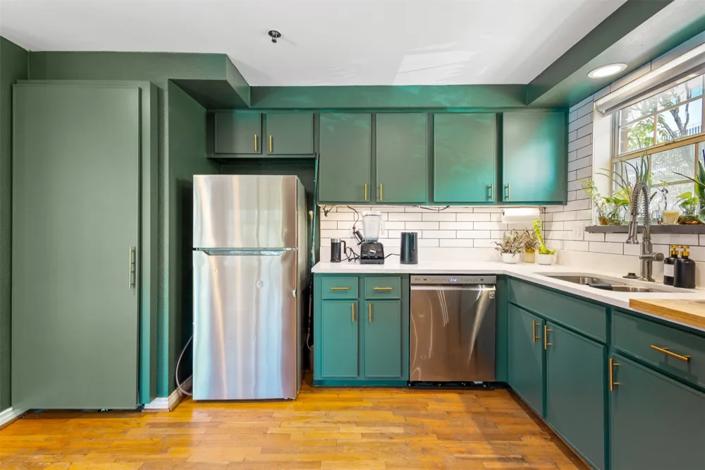 3100 Cole Avenue #206 Dallas, TX 75204