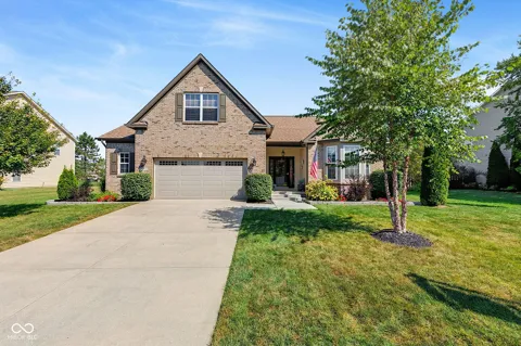 9337 Woodslake Drive