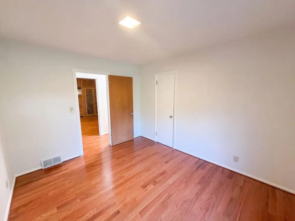 2000 Herschel Street Roseville, MN 55113