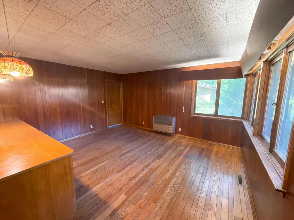 2000 Herschel Street Roseville, MN 55113