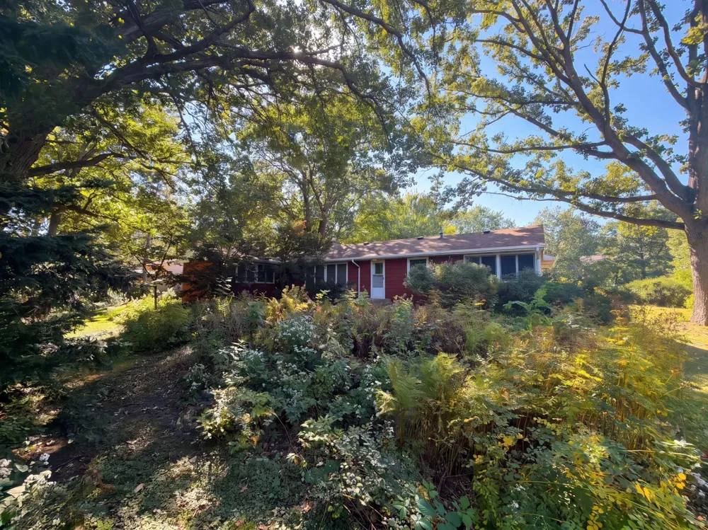 2000 Herschel Street Roseville, MN 55113