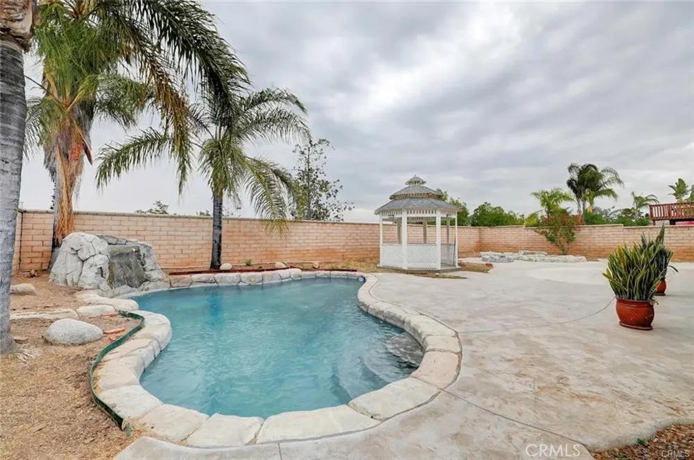1113 Pampas Circle Corona, CA 92881