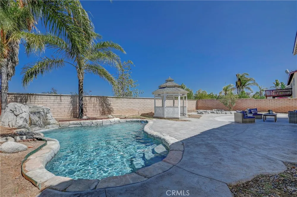 1113 Pampas Circle Corona, CA 92881